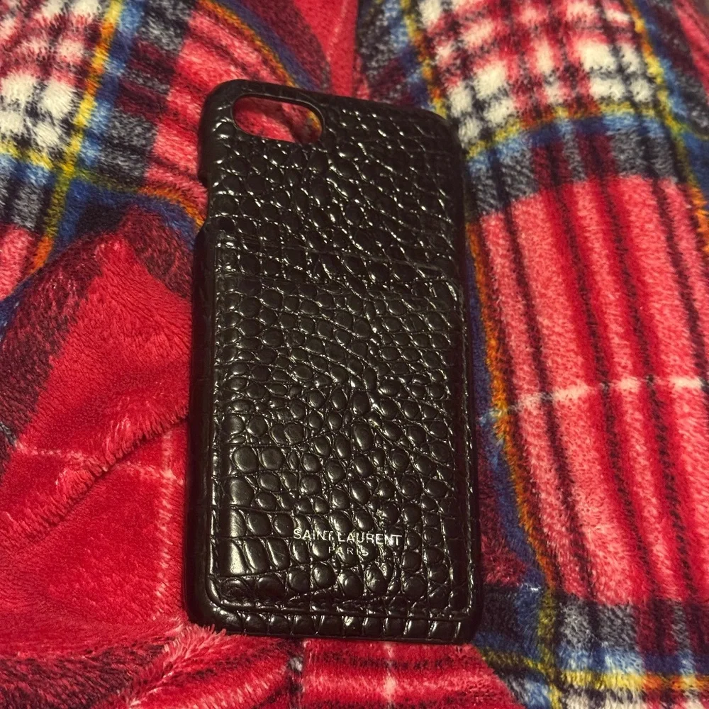 YSL - Picture 1 of 4
